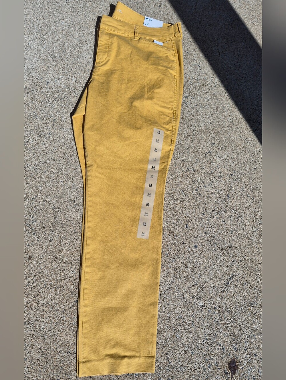 New Old Navy Pixie Chino Pants